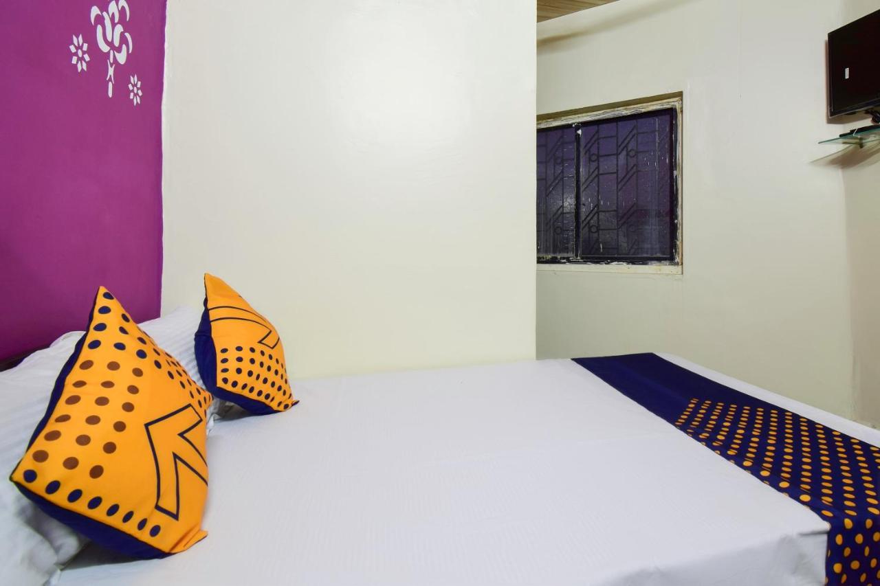 SPOT ON 66795 Hotel Abhijeet Otur Buitenkant foto